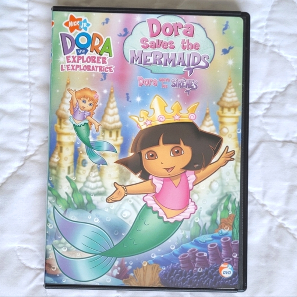 3/$15 🌸 Dora The Explorer: Dora Saves The Mermaids